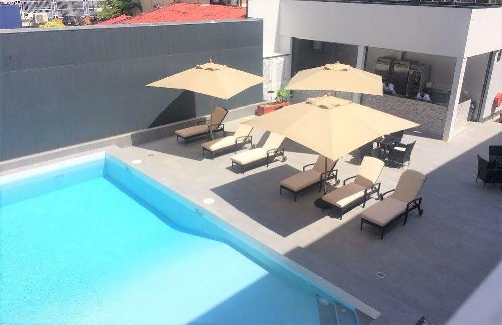 Queens Hotel Paramaribo Exterior foto